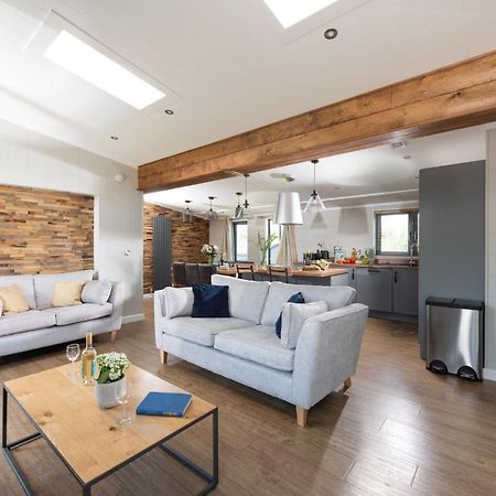 Primrose Lodge, 25 Roadford Lake Lodges Lifton Esterno foto