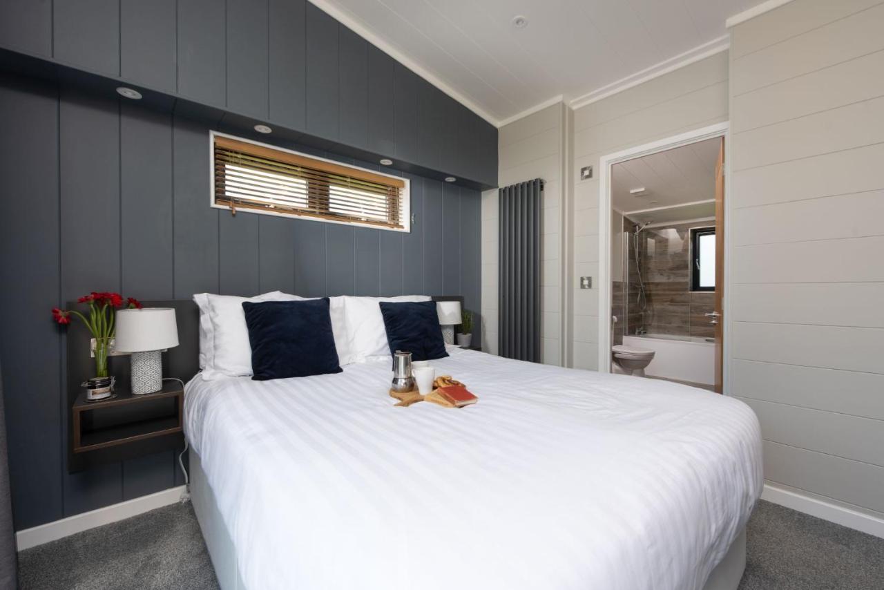 Primrose Lodge, 25 Roadford Lake Lodges Lifton Esterno foto
