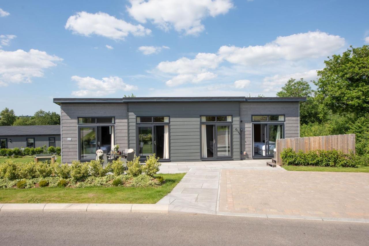 Primrose Lodge, 25 Roadford Lake Lodges Lifton Esterno foto