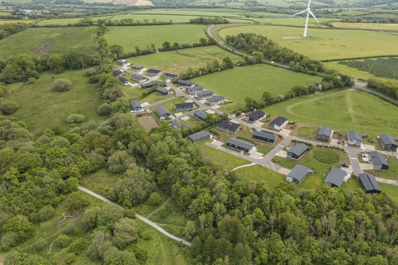 Primrose Lodge, 25 Roadford Lake Lodges Lifton Esterno foto