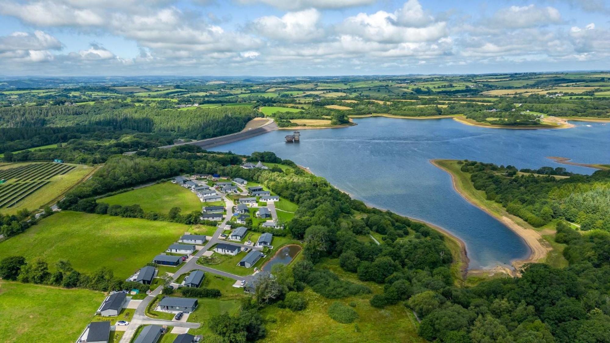 Primrose Lodge, 25 Roadford Lake Lodges Lifton Esterno foto
