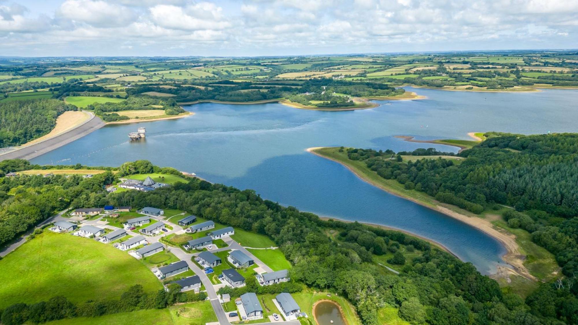 Primrose Lodge, 25 Roadford Lake Lodges Lifton Esterno foto